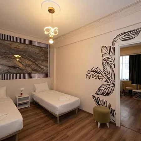 Pera Imperium Taksim Aparthotel 4*