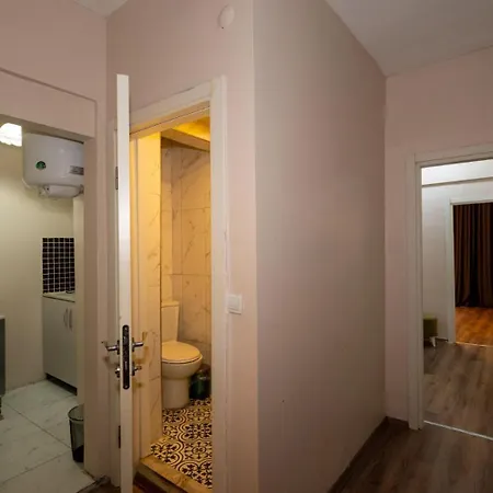 Pera Imperium Taksim 4*